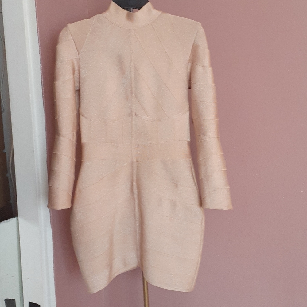 HOUSE OF CB "NAVAZ" BANDAGE DRESS
